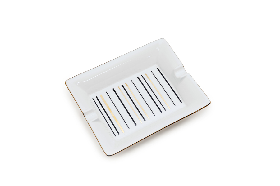 ASHTRAY