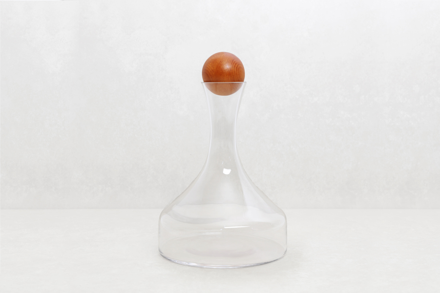 DECANTER
