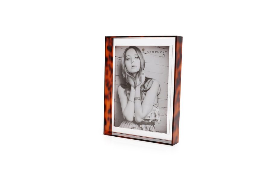 PICTURE FRAME