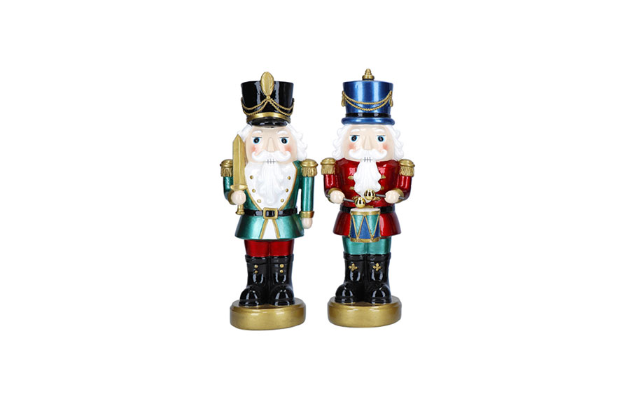 SOLDIER NUTCRACKER