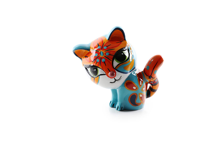 CAT FIGURINE