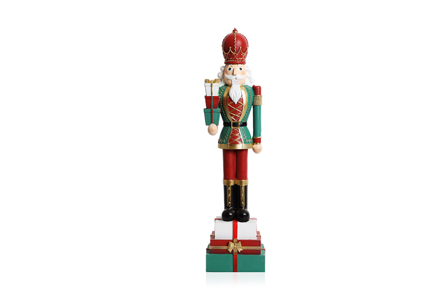 NUTCRACKER