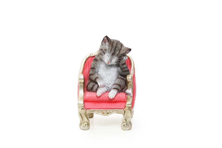 CAT FIGURINE