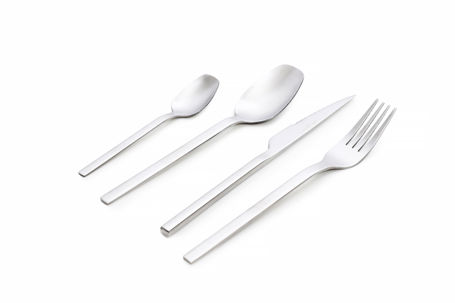 CUTLERY SET